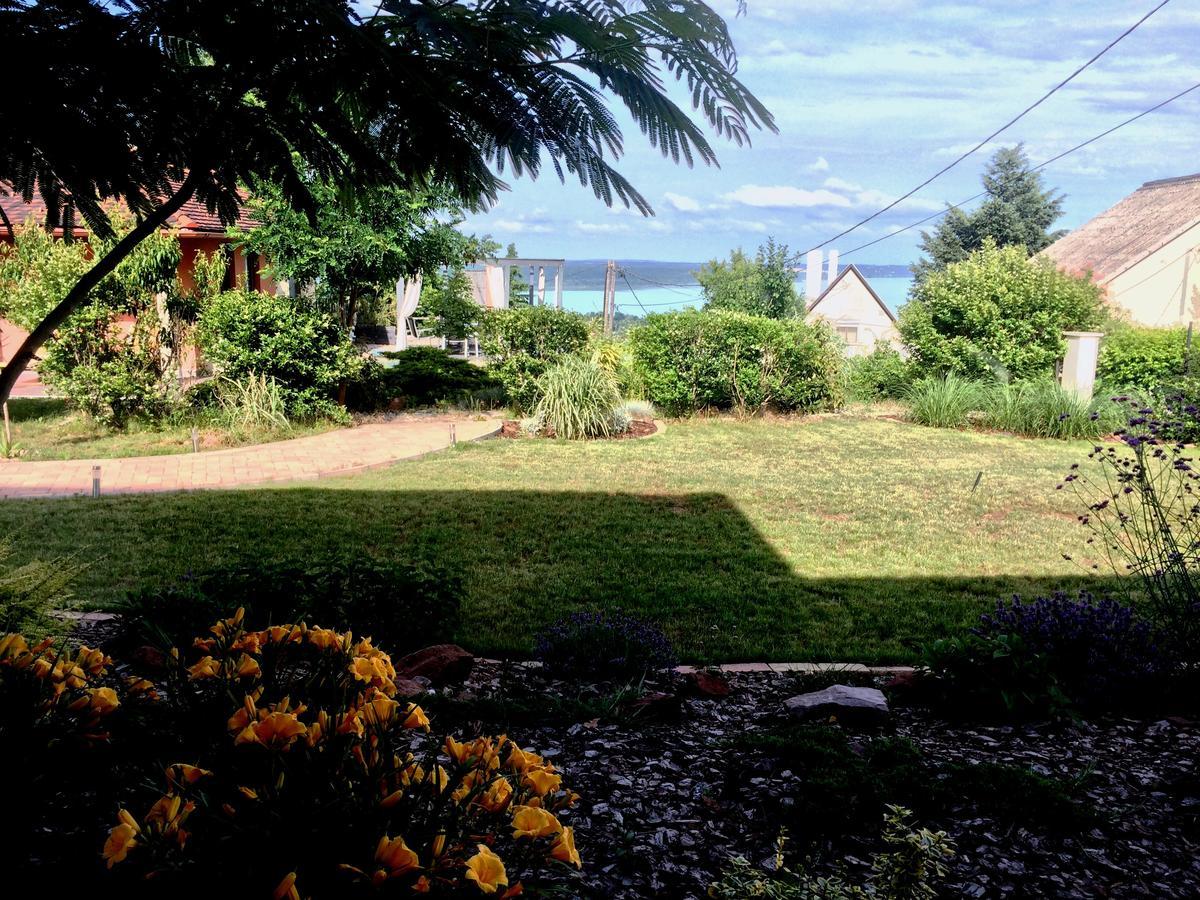 Azur Villa Balatonalmádi Zewnętrze zdjęcie
